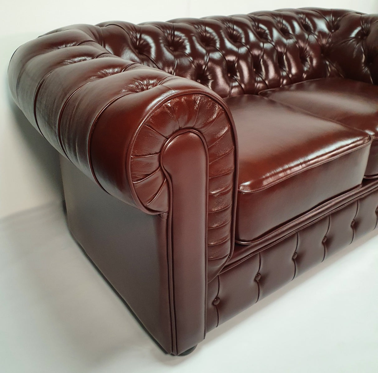 Chesterfield Antique Brown Genuine Leather Sofa - Full Set - S073