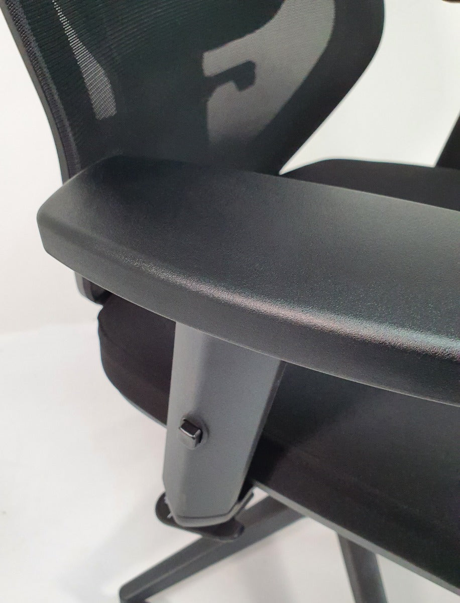 Black Fabric Seat and Airmesh Back Ergonomic Office Chair - MS1812B