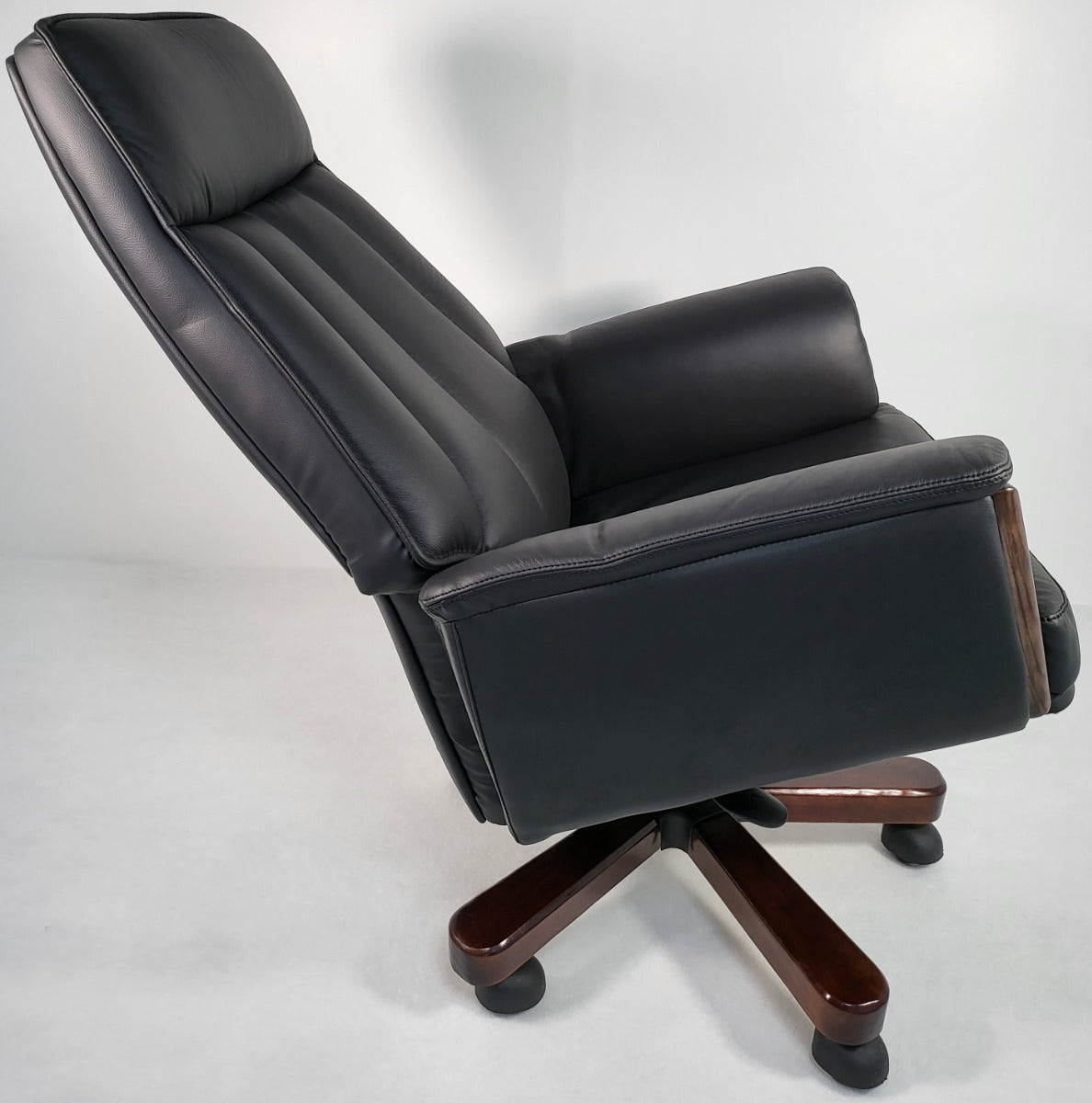 Traditional Genuine Hide Black Leather High Back Executive Office Chair - KW-8612