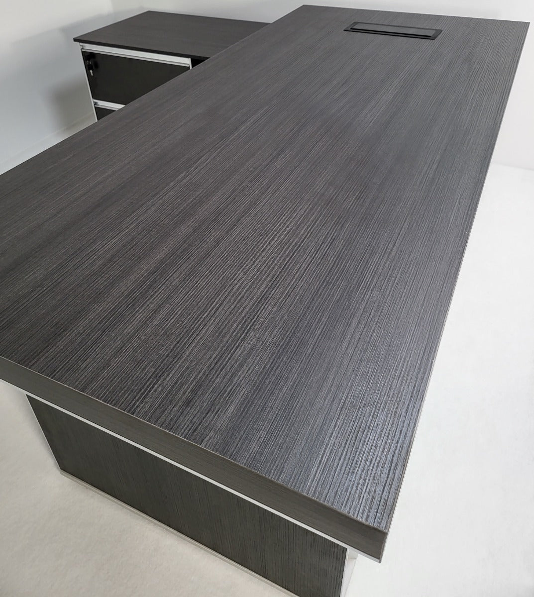 Modern Grey Oak Corner Executive Office Desk - 2000mm - WS-D11