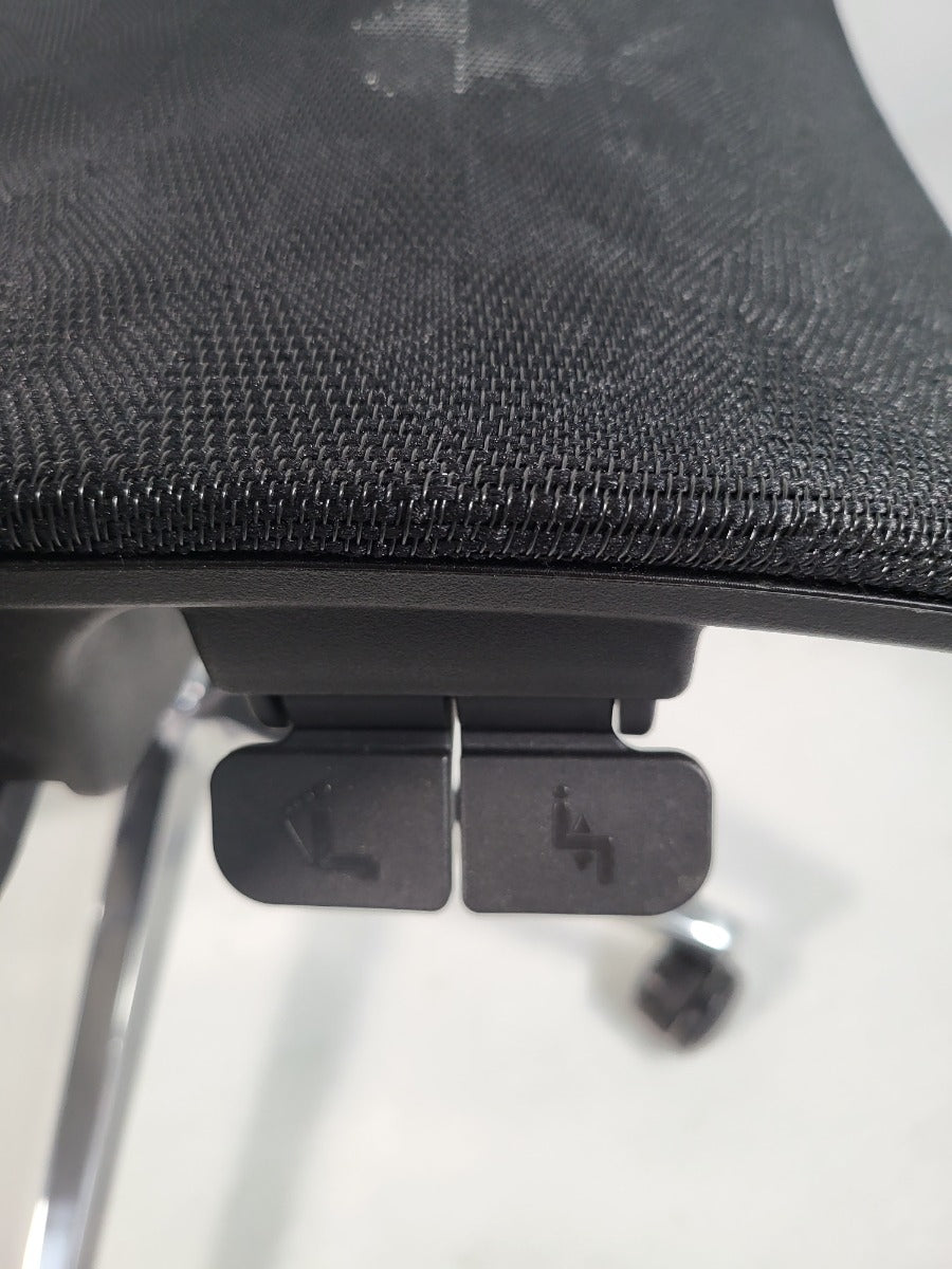 High Quality Black Mesh Ergonomic Executive Office Chair -  B206