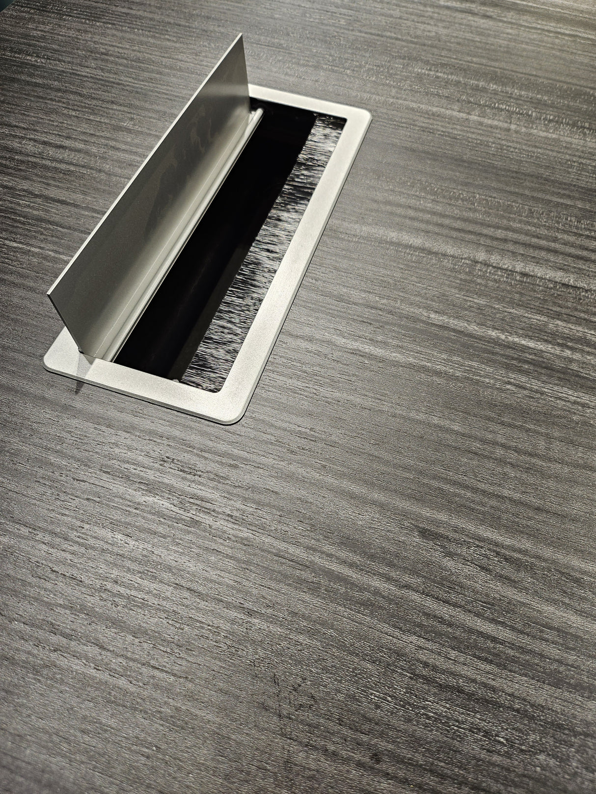 Modern Grey Oak Veneer Corner Executive Office Desk with Built in Storage - 2000mm - DG19-C-D20