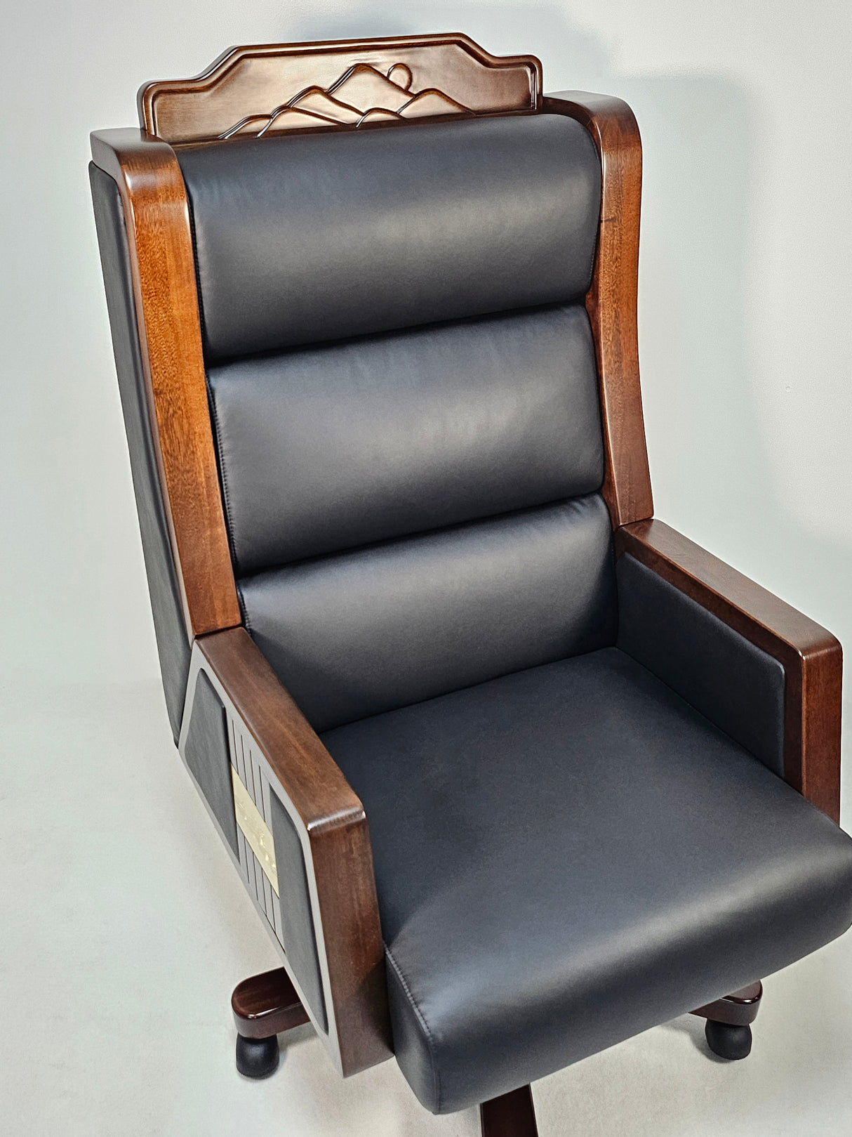 Extra Large Genuine Leather Executive Office Chair with Walnut Veneered Arms - Black - CR-BC001
