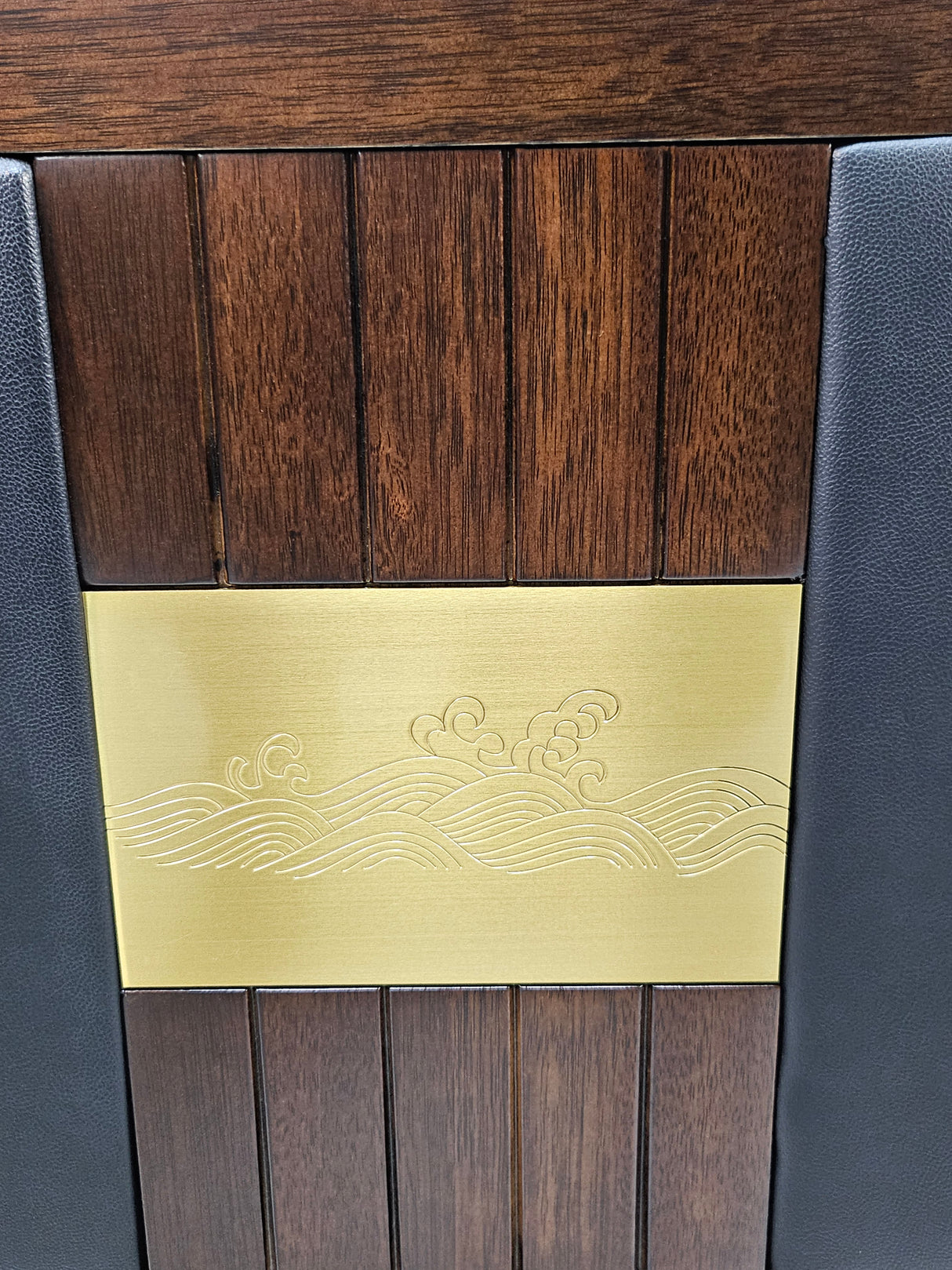 Extra Large Genuine Leather Executive Office Chair with Walnut Veneered Arms - Black - CR-BC001