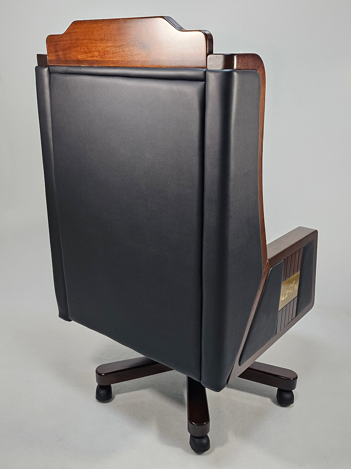 Extra Large Genuine Leather Executive Office Chair with Walnut Veneered Arms - Black - CR-BC001