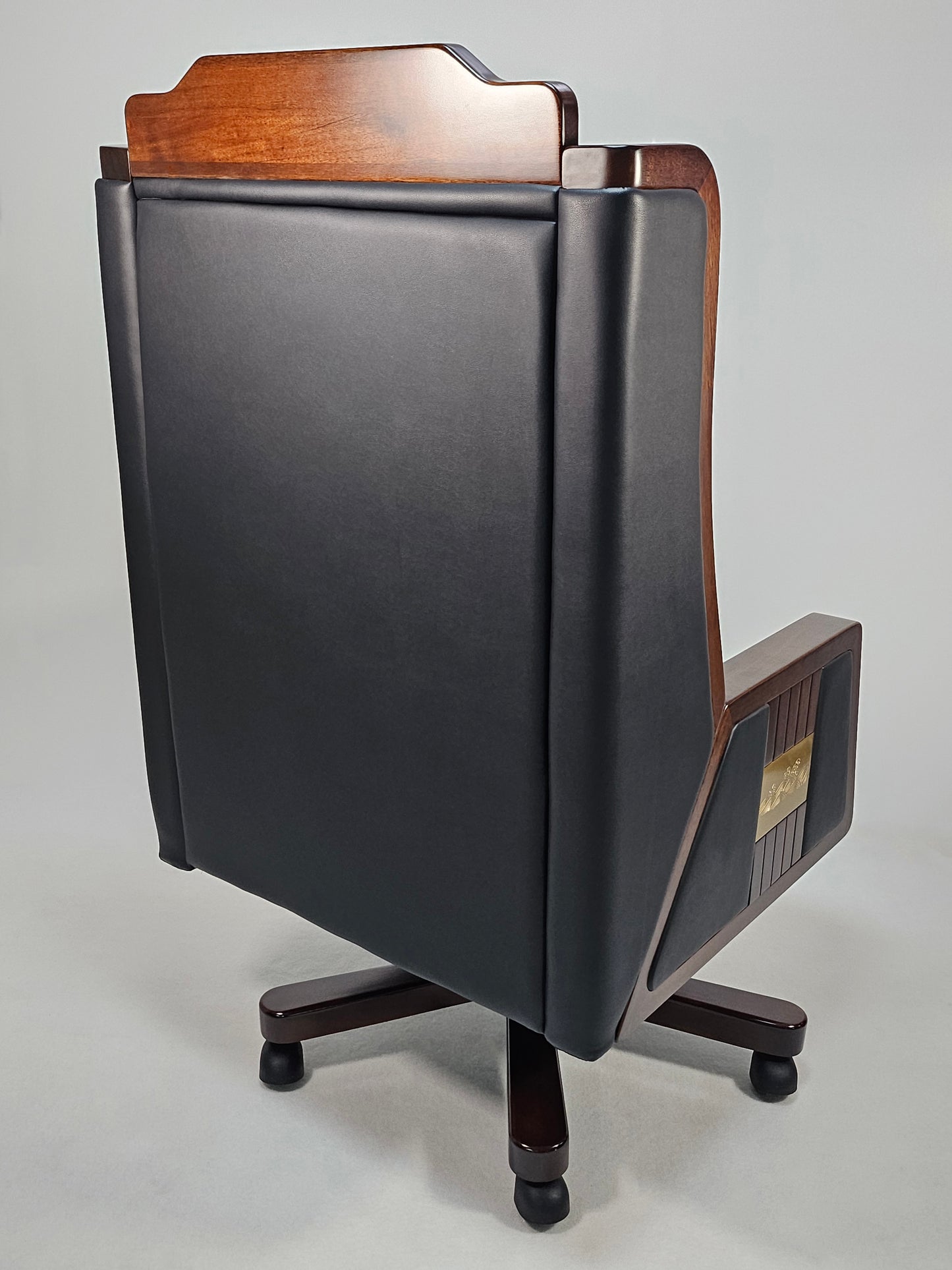 Extra Large Genuine Leather Executive Office Chair with Walnut Veneered Arms - Black - CR-BC001