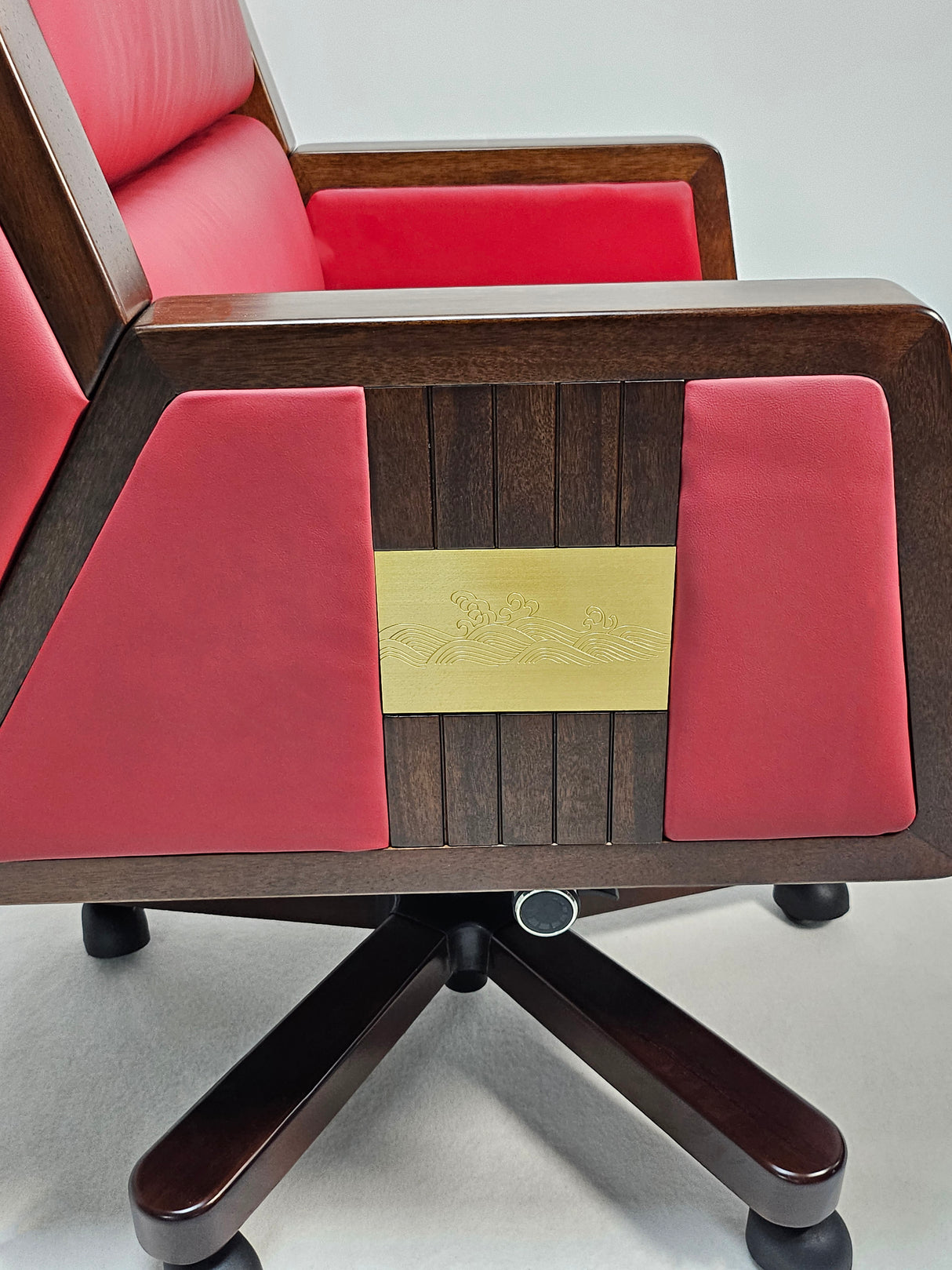 Extra Large Genuine Leather Executive Office Chair with Walnut Veneered Arms - Burgundy - CR-BC001