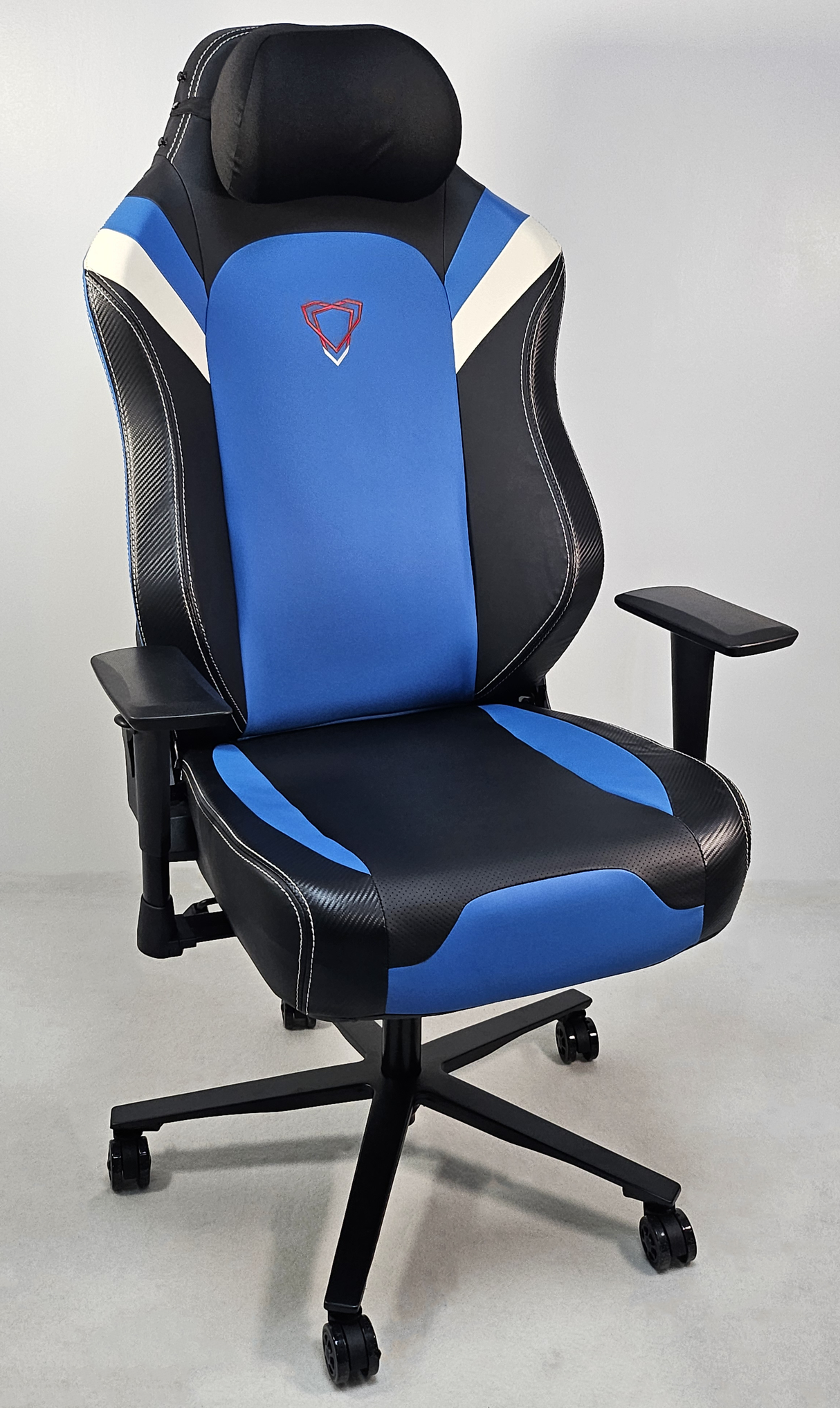 Reclining Black Leather Executive Gaming Style Office Chair with Blue and White Detailing - F023-89