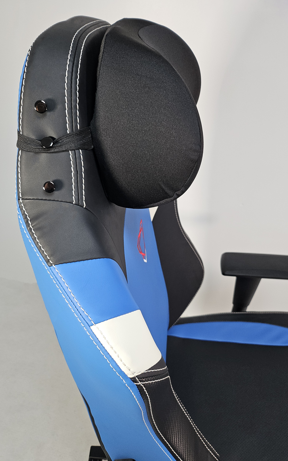 Reclining Black Leather Executive Gaming Style Office Chair with Blue and White Detailing - F023-89
