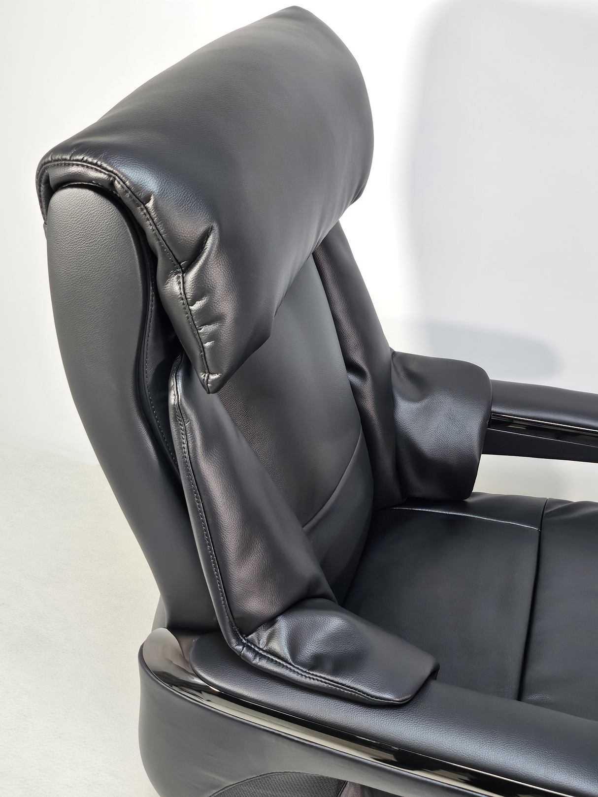 Electric Reclining Executive Leather Office Chair with USB A Charging Port - Black -  A2320