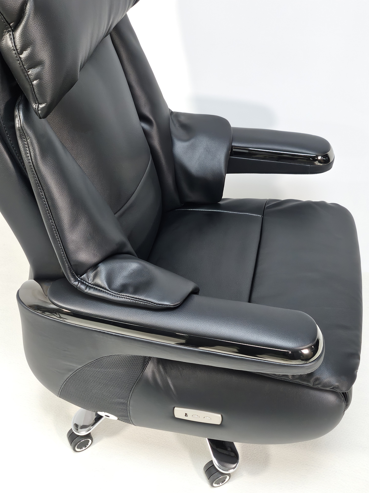 Electric Reclining Executive Leather Office Chair with USB A Charging Port - Black -  A2320