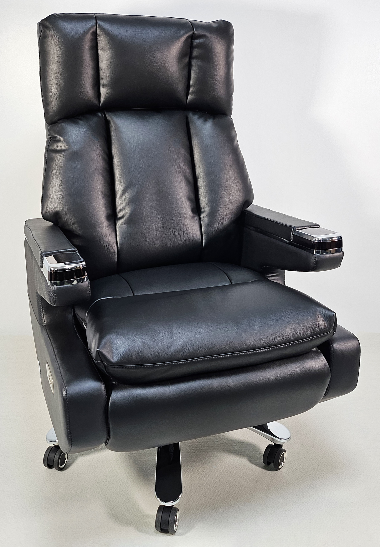 Electric Reclining Executive Leather Office Chair with USB A Charging Port - Black - A2321