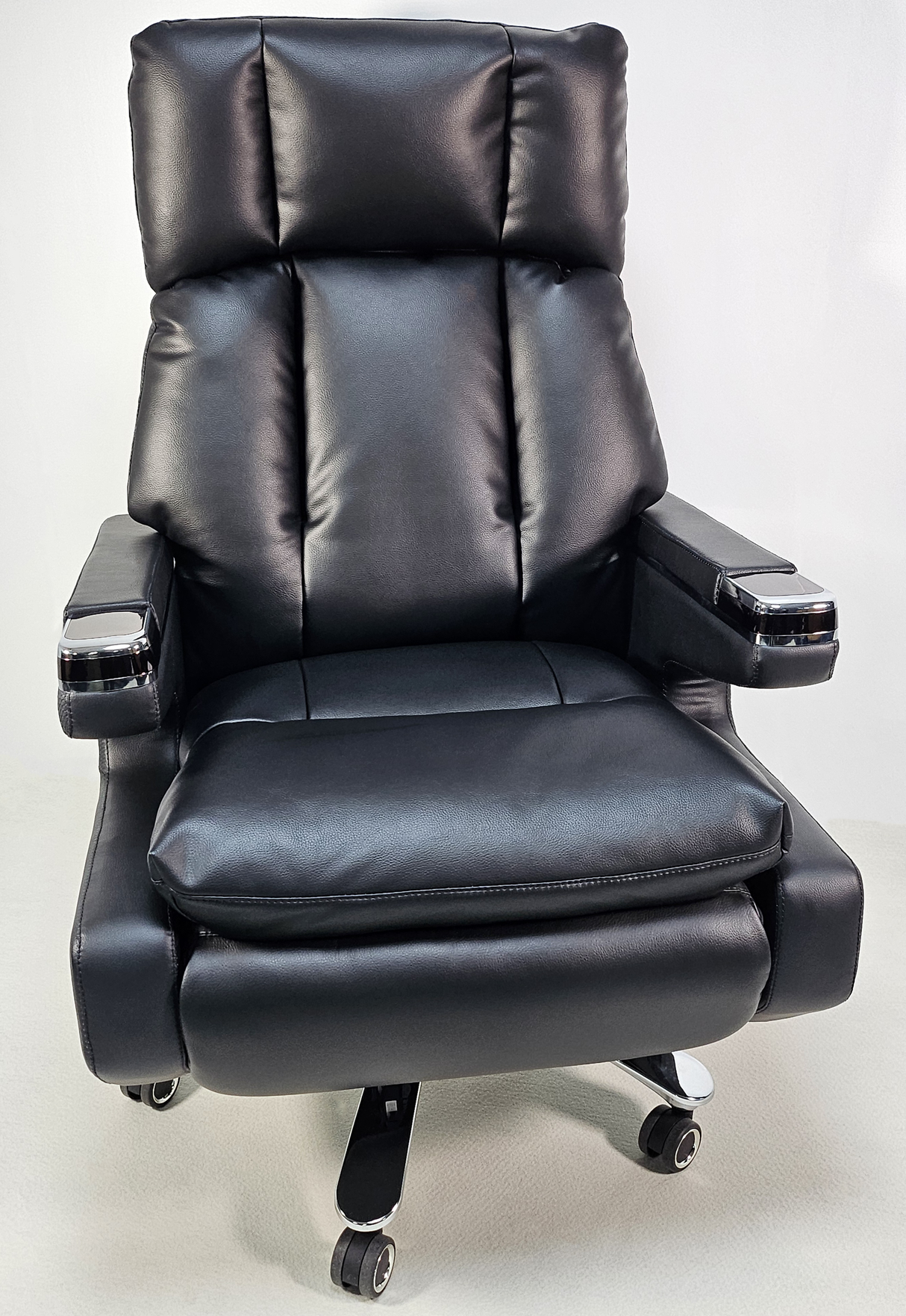 Electric Reclining Executive Leather Office Chair with USB A Charging Port - Black - A2321