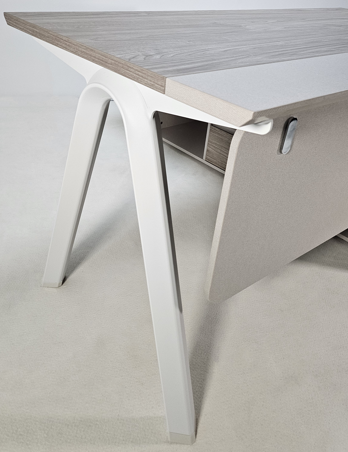 Contemporary Modern Corner Executive Office Desk with Stylish Metal Leg and Integrated Desktop Power - Oak and Beige Oatmeal - 1400mm, 1600mm, 1800mm - CF-CRN-E