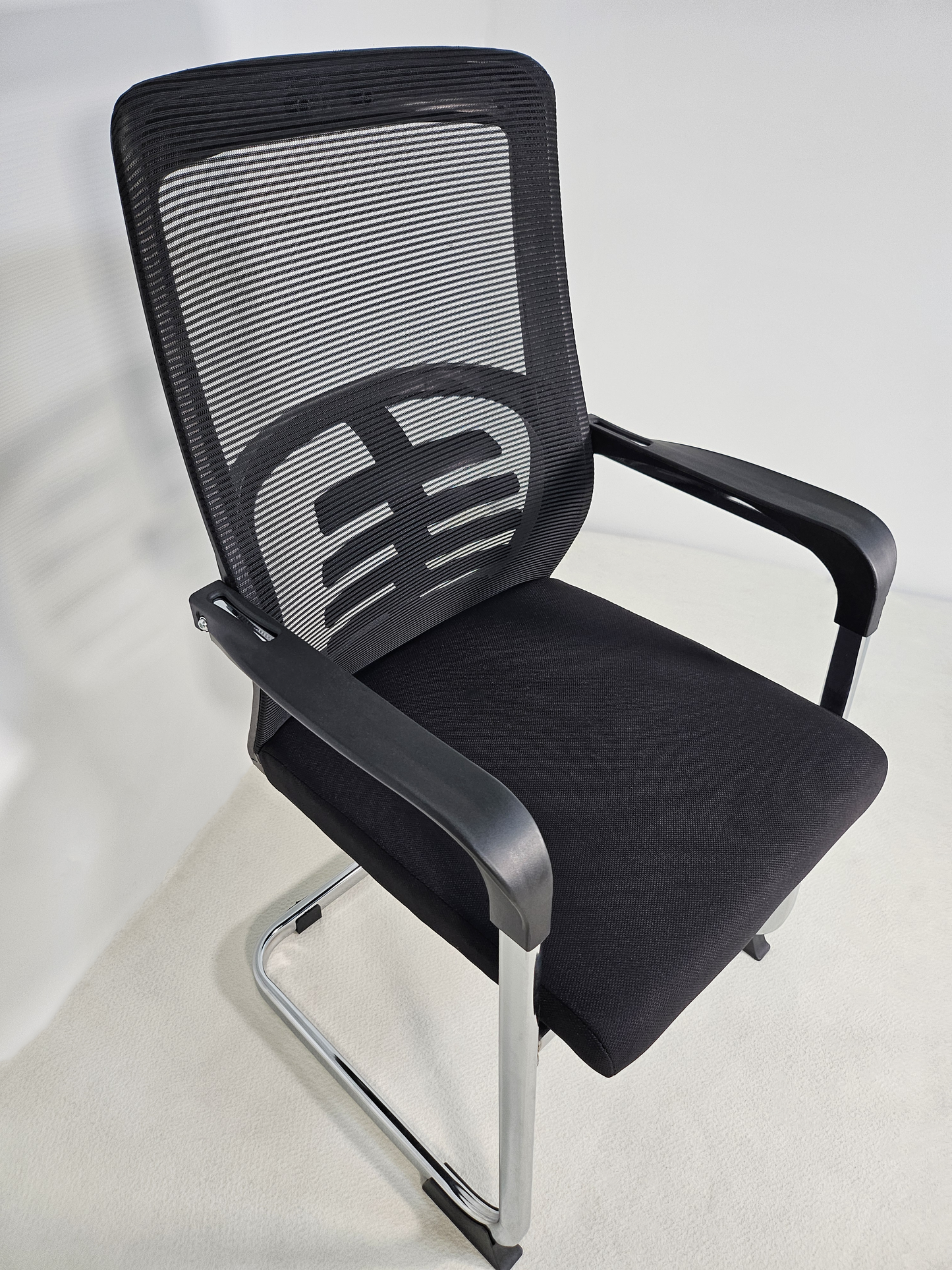 Modern Fabric Seat and Mesh Back with Lumbar Support Visitor Chair - J116