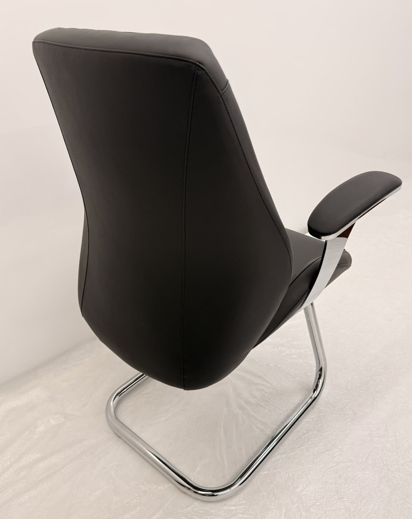 Black Leather Executive Visitors Chair - J1107C