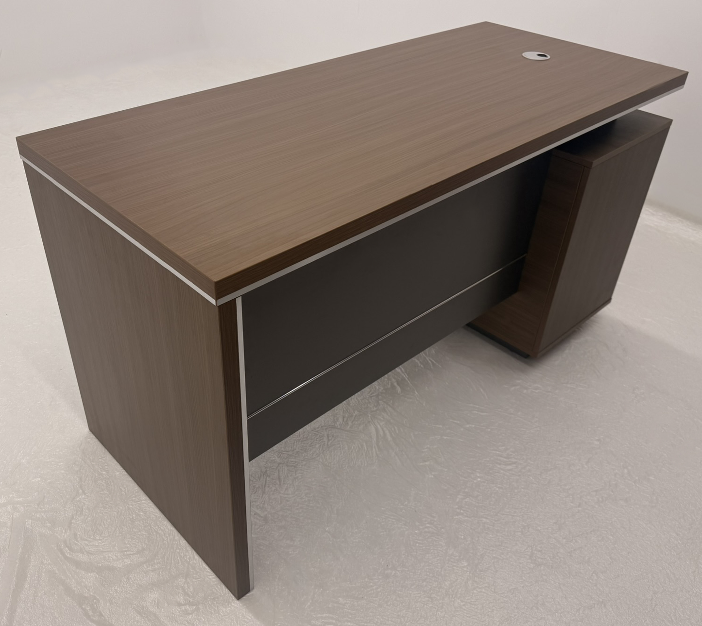 Modern Home Walnut Executive Office Desk with Integrated Storage - 1400mm - PM02-D03