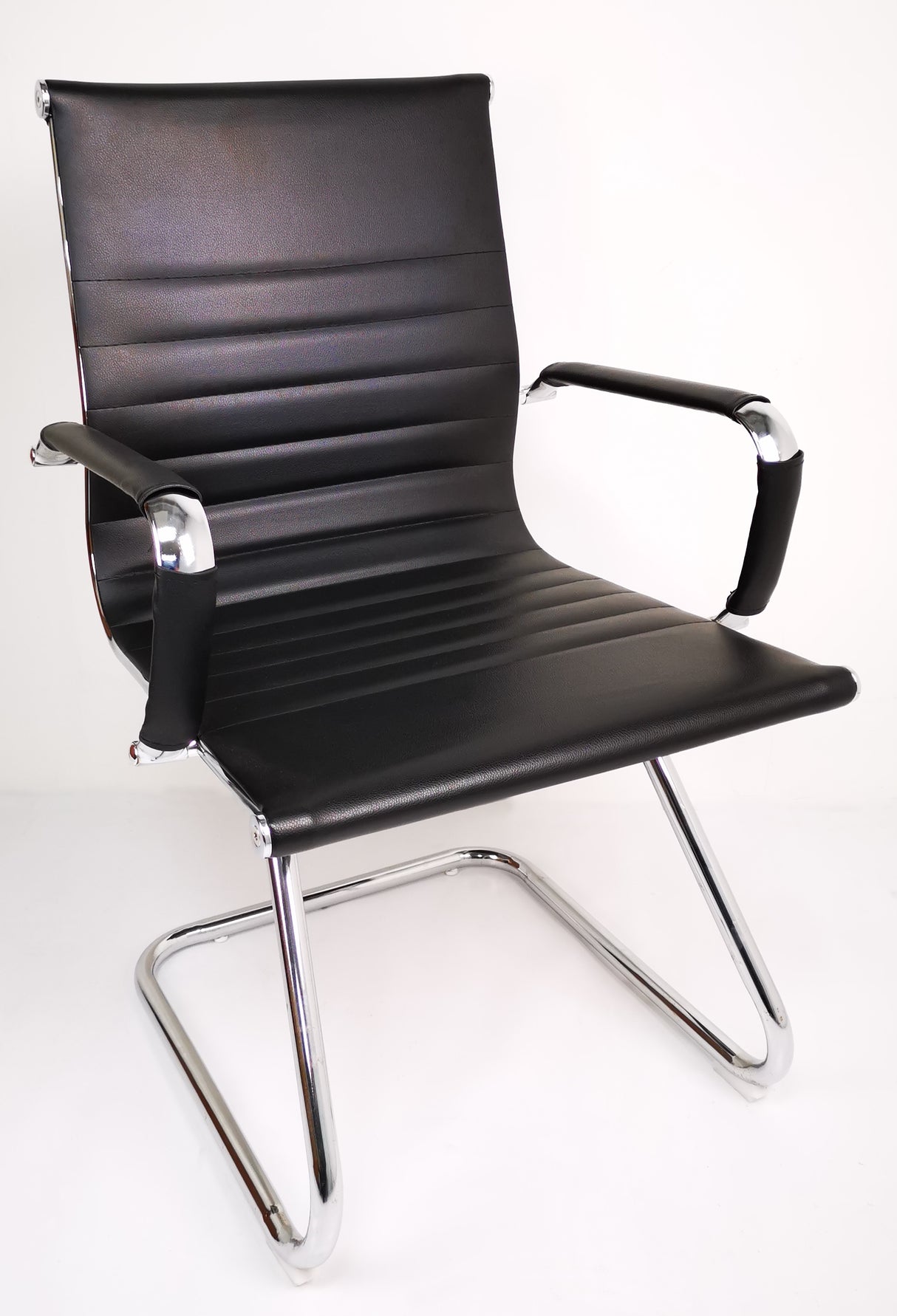 Contemporary Eames-Style Cantilever Visitor Chair in Black Leather - HB-E13