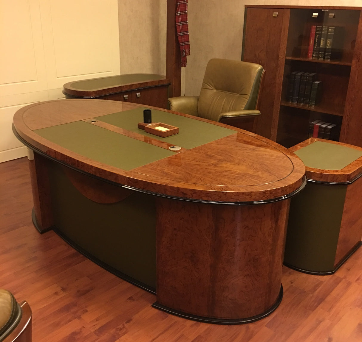 Stunning Rosewood Executive Office Desk with Olive Leather Paneling - With Pedestal and Return - 2200mm - 6865