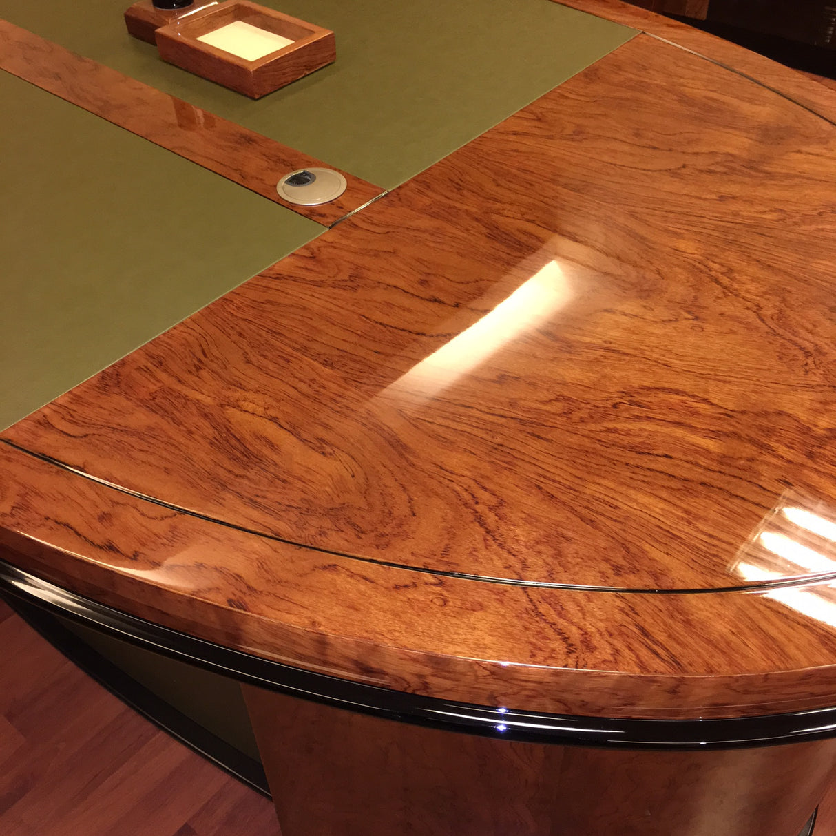 Stunning Rosewood Executive Office Desk with Olive Leather Paneling - With Pedestal and Return - 2200mm - 6865