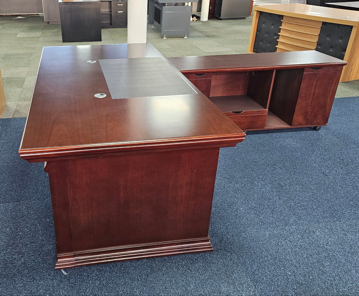 EX SHOWROOM - Quality Dark Walnut Real Wood Veneer Executive Office Desk with Pedestal and Return - 2000mm - JNY-2026