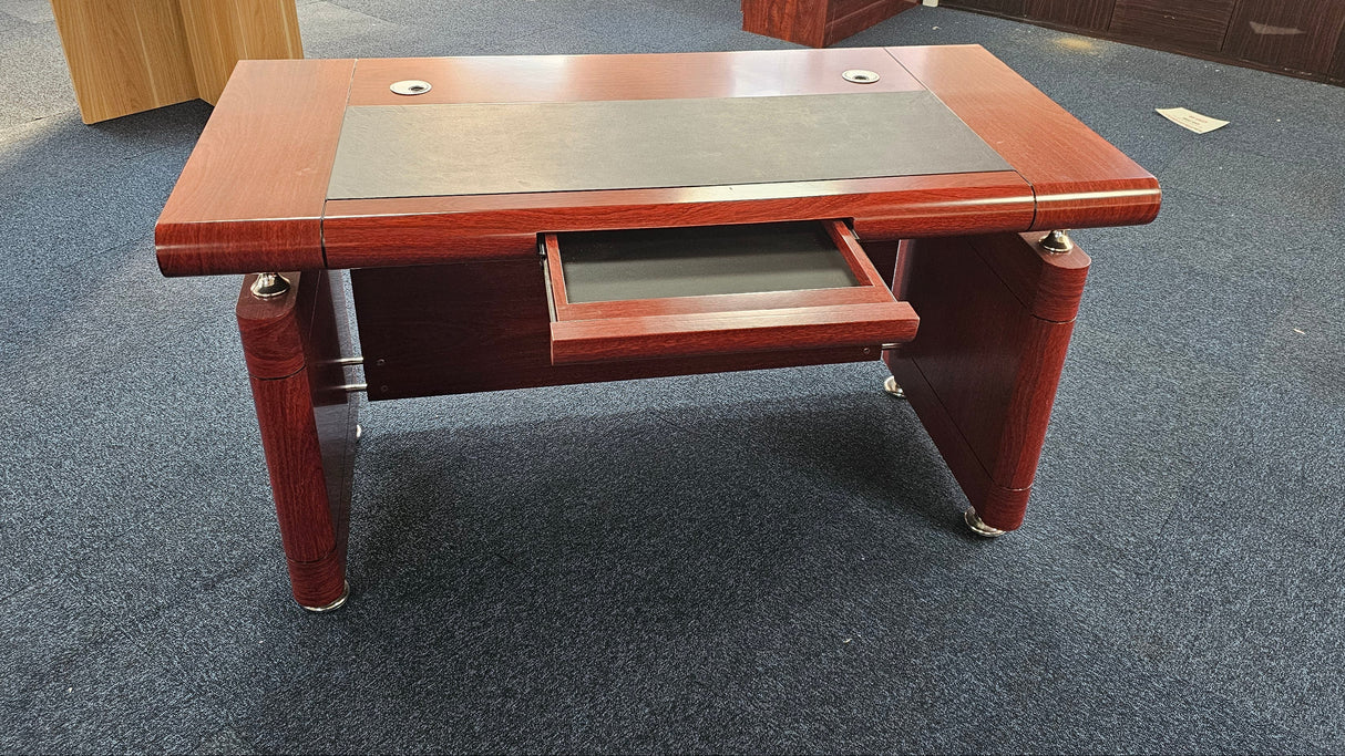 EX SHOWROOM - Mahogany Executive Office Desk Only - 1400mm - KW12B