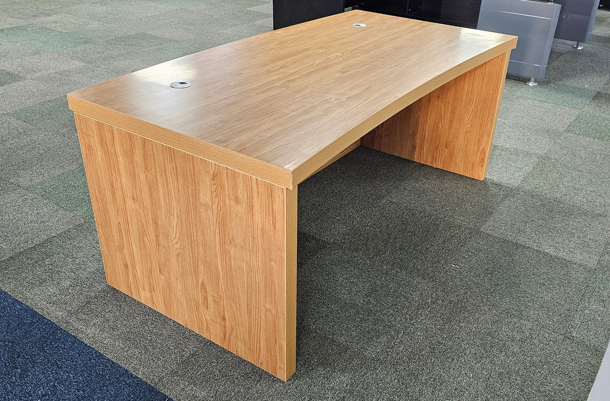 EX SHOWROOM - Modern Oak Executive Office Desk with Chesterfield Modesty Panel DESK ONLY - 1800mm - 8692