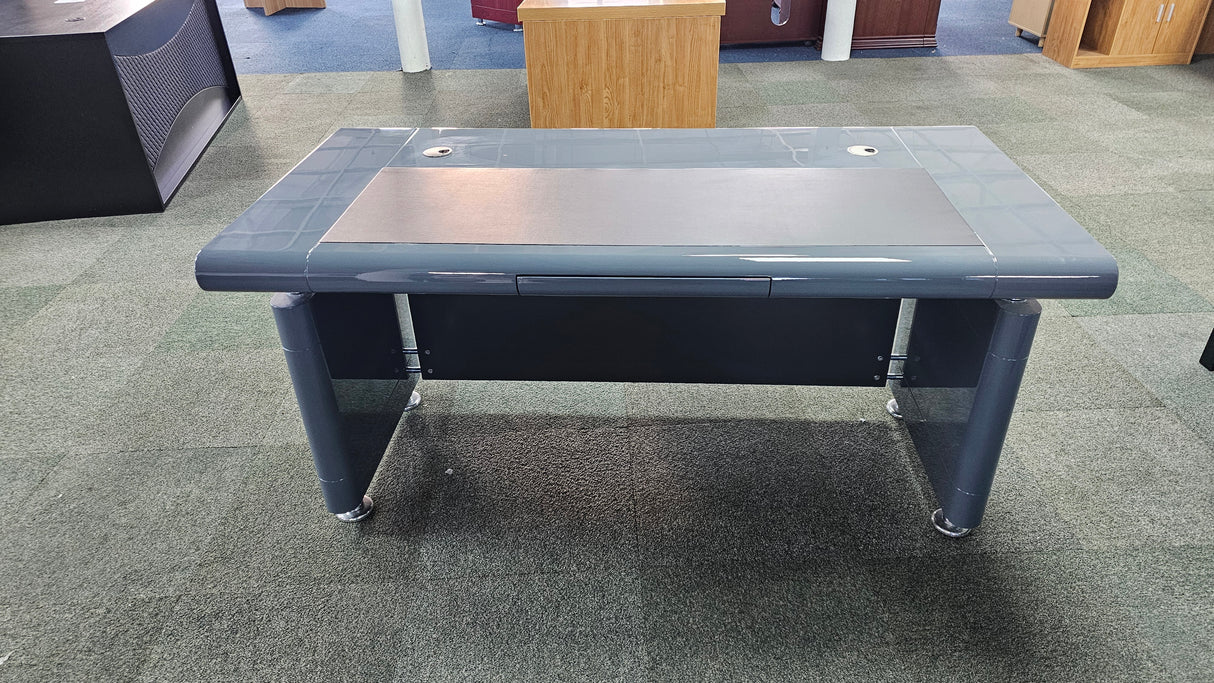 EX SHOWROOM - Grey Gloss Executive Office Desk ONLY - 1600mm - 1861