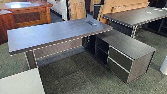EX SHOWROOM - Modern Grey Oak Right Hand Corner Executive Office Desk 2000mm - WS-D11