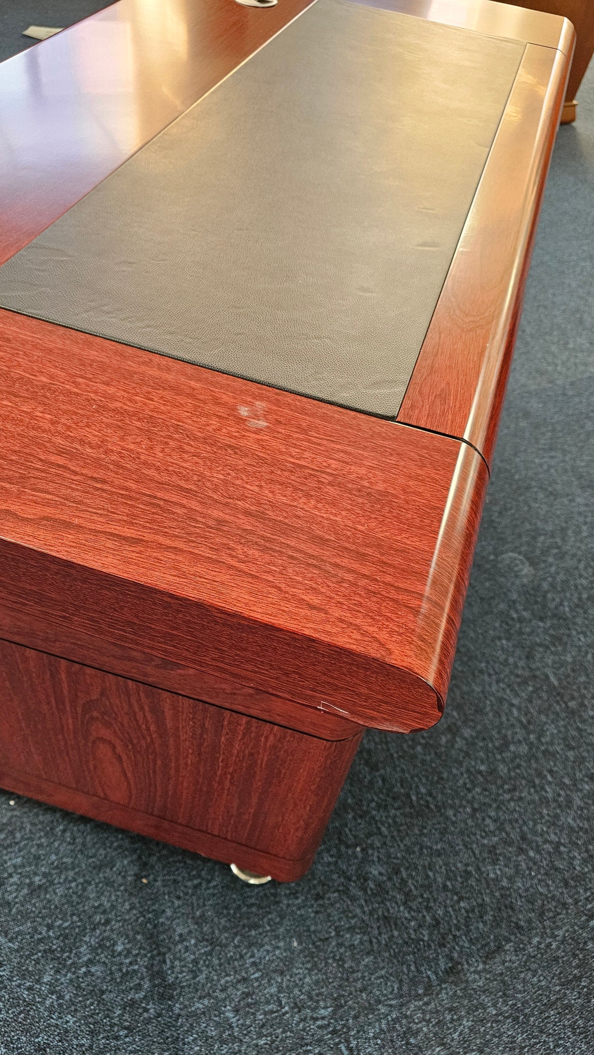EX SHOWROOM - Mahogany Executive Office Desk Only - 1400mm - KW12B