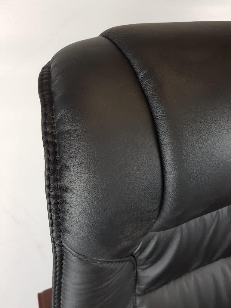 Large Executive Black Leather Office Chair with Wooden Arms - SZ-A766