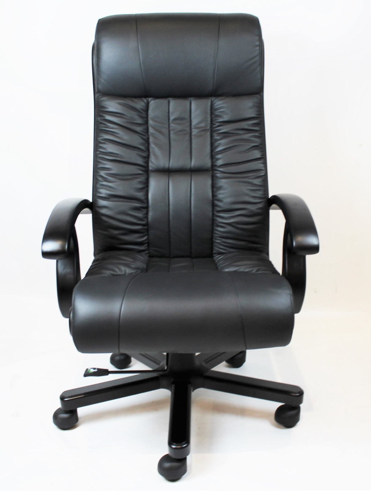 Executive Black Leather Office Chair with Black Arms - F01A