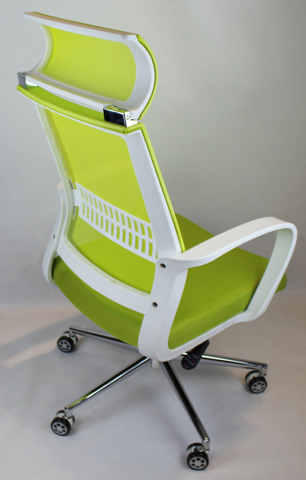 Modern Office Chair with Green Mesh - DH-086