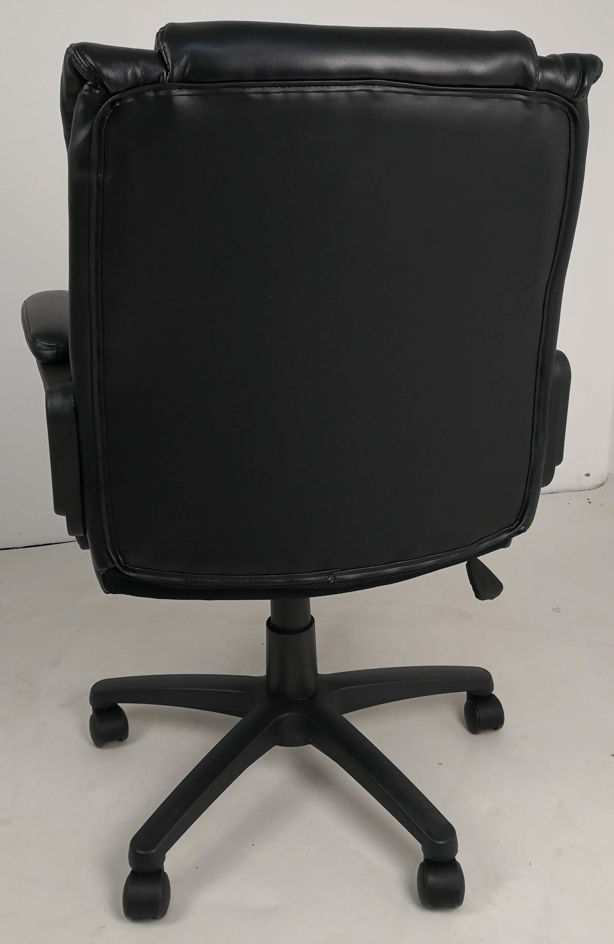 Soft Padded Low Back Executive Office Chair in Black Leather - 2121C