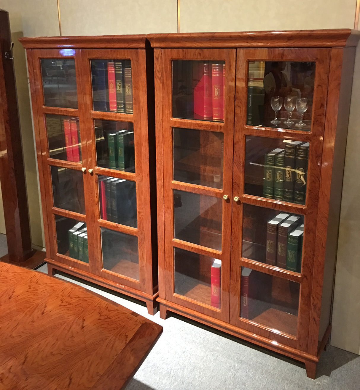 Luxury Executive Bookcase & Display Unit IVA-10811A