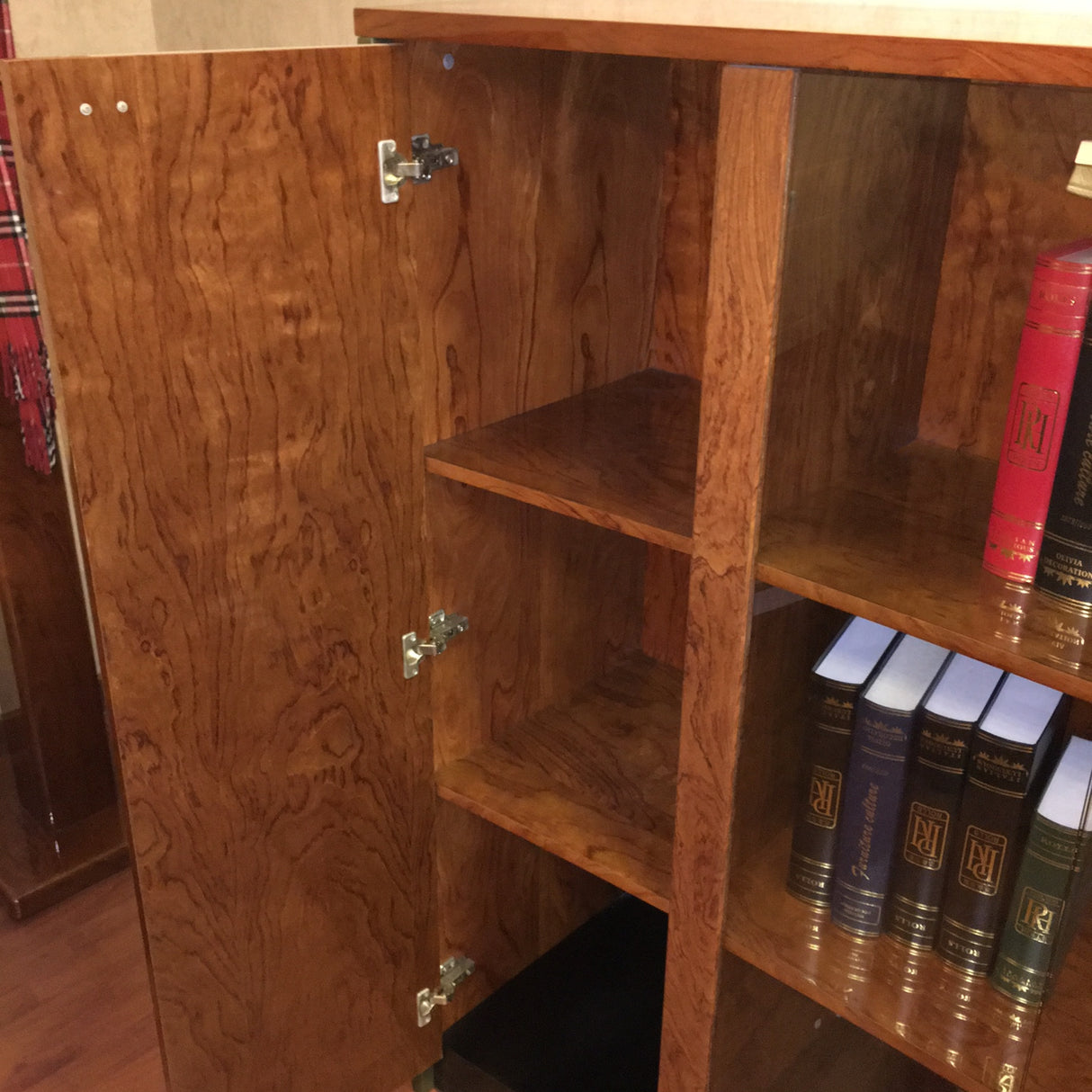 Walnut Gloss & Olive Leather Executive Cabinet - 6865T