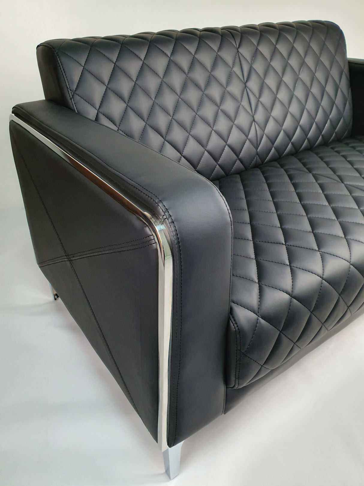 Modern Black Leather Executive Sofa Set - F112