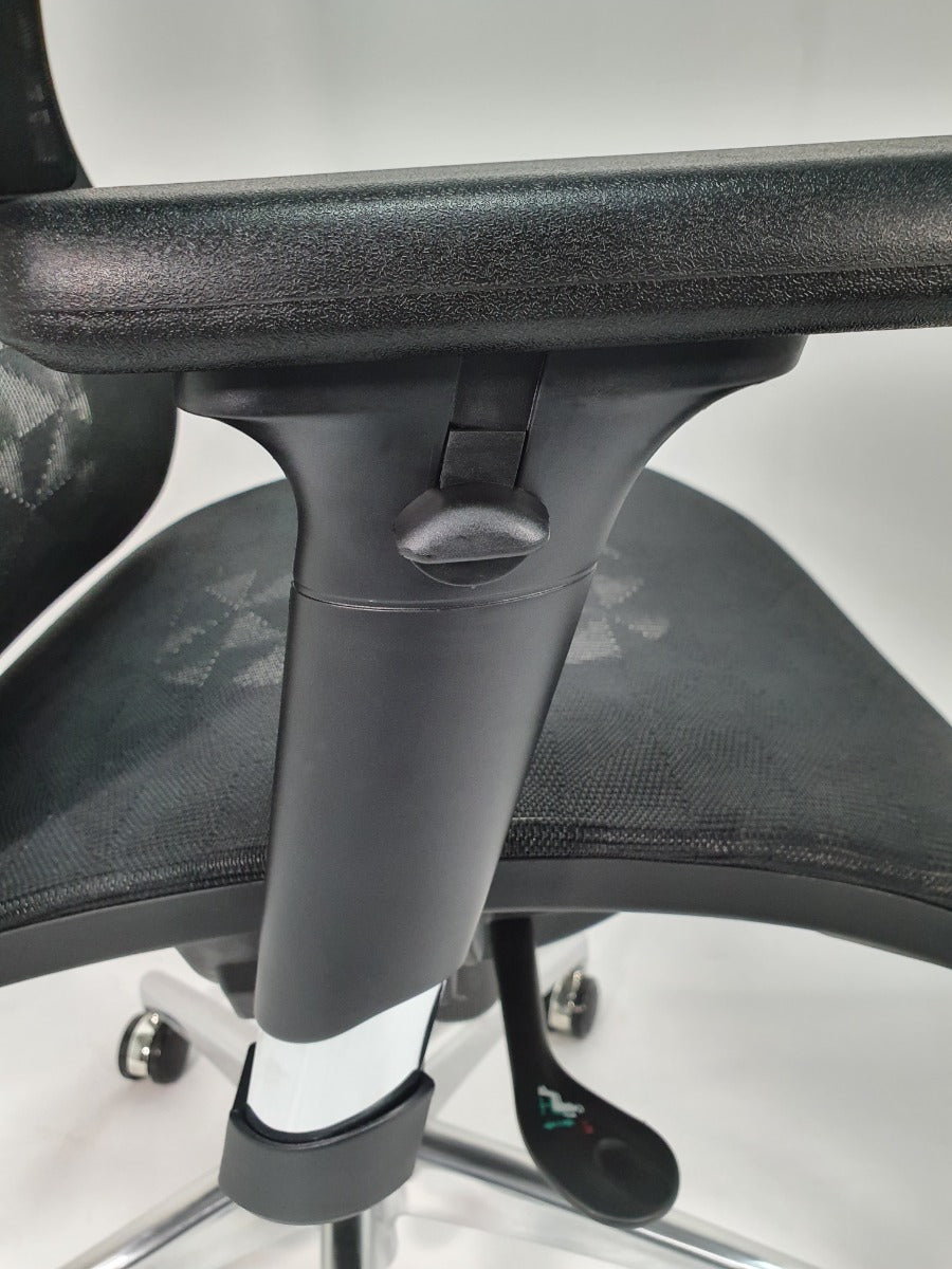 Black Mesh Ergonomic Office Chair - UG-A8