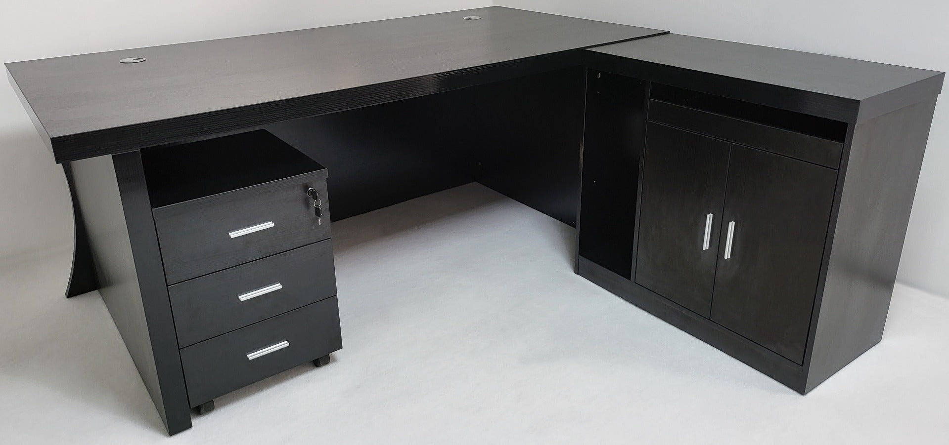 a.depeche POL desk 900 wide mat black