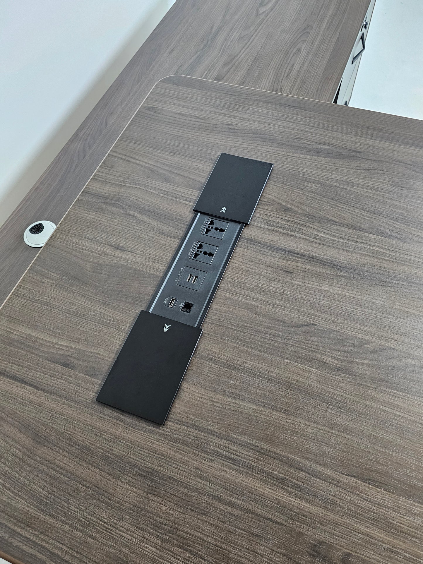 Coffee Oak and Cream Executive Corner Desk - 2200mm - H05