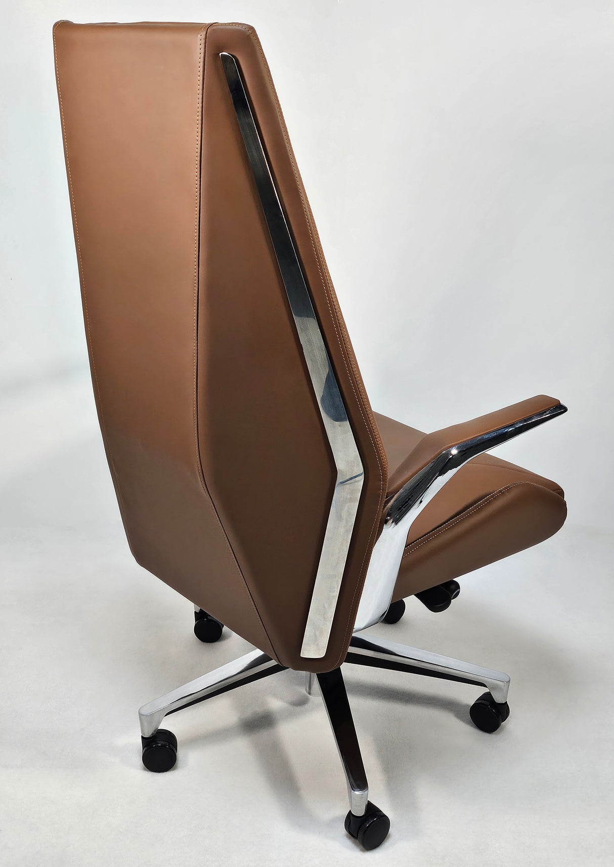 Quality Modern Heavy Duty Office Chair in Tan Leather - DT-8530