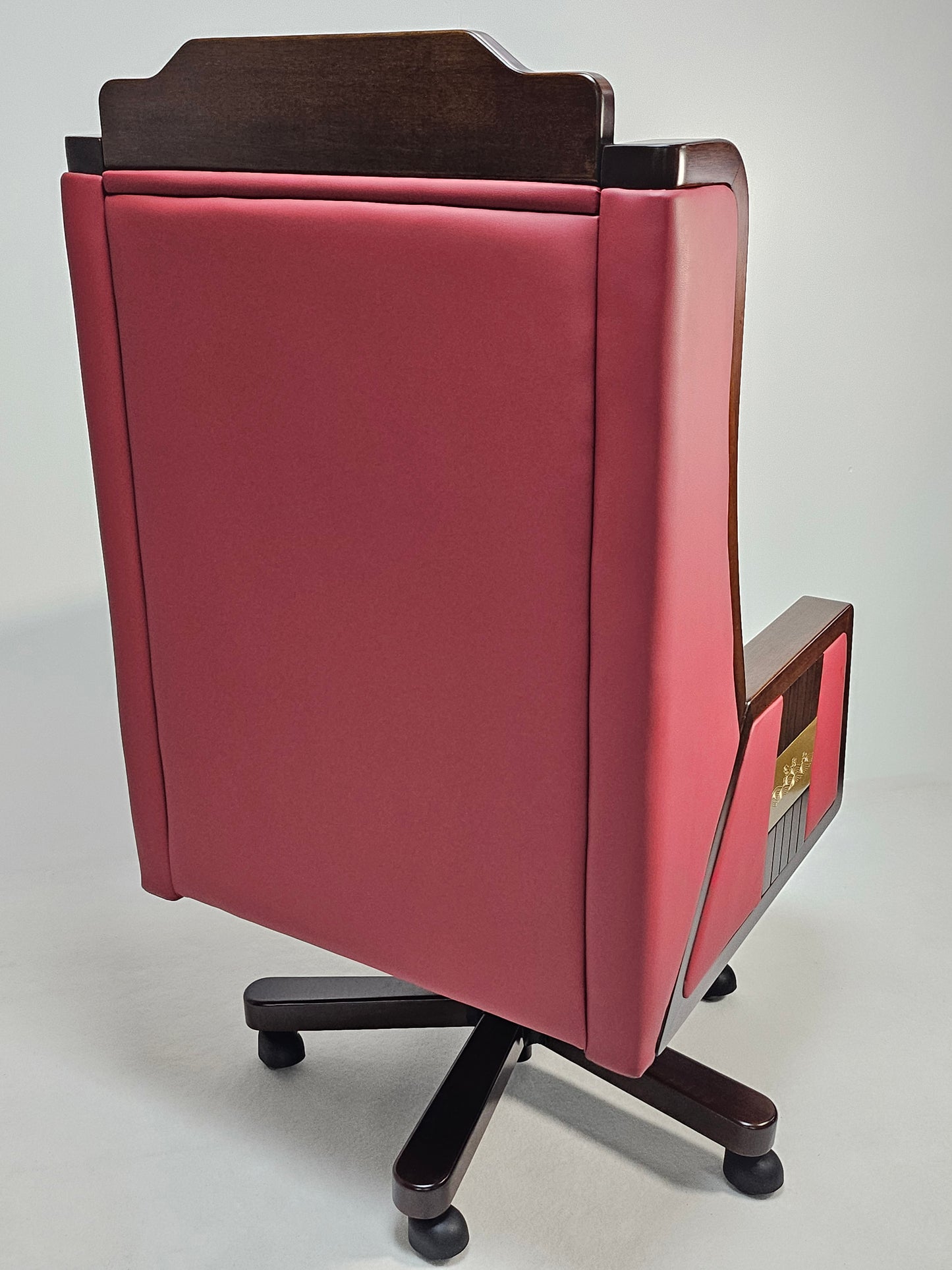 Extra Large Genuine Leather Executive Office Chair with Walnut Veneered Arms - Burgundy - CR-BC001