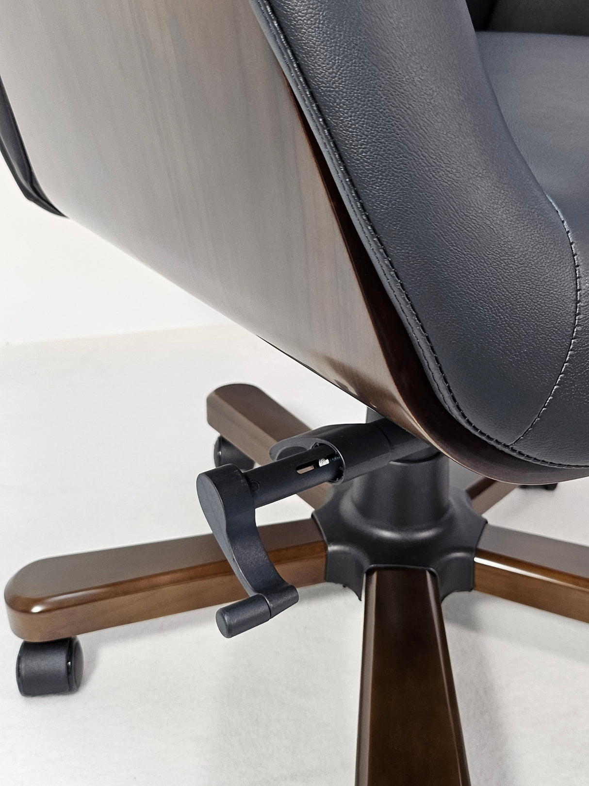 Black Leather Executive Office Chair with Wood Detailing - RM-6087A