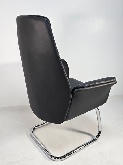 Modern Black Leather Heavy Duty Executive Visitor Chair with Winged Arms - DL-237C