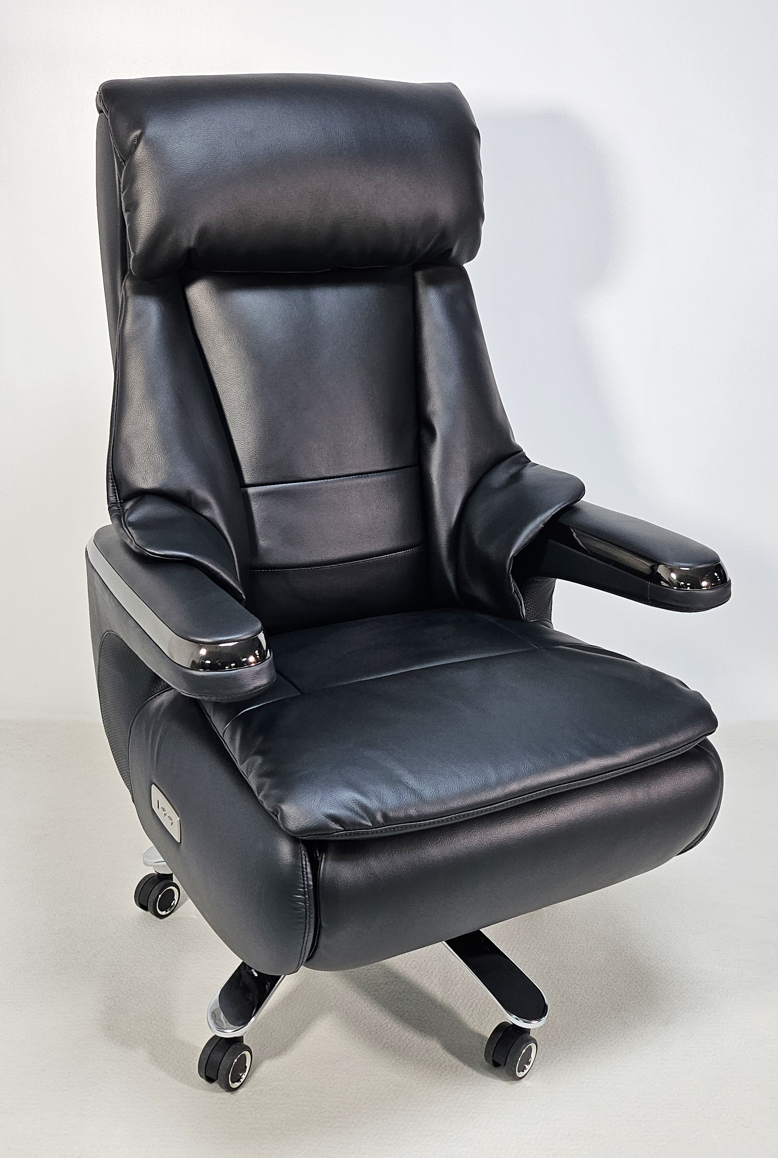 Electric Reclining Executive Leather Office Chair with USB A Charging Port - Black -  A2320 Huddersfield