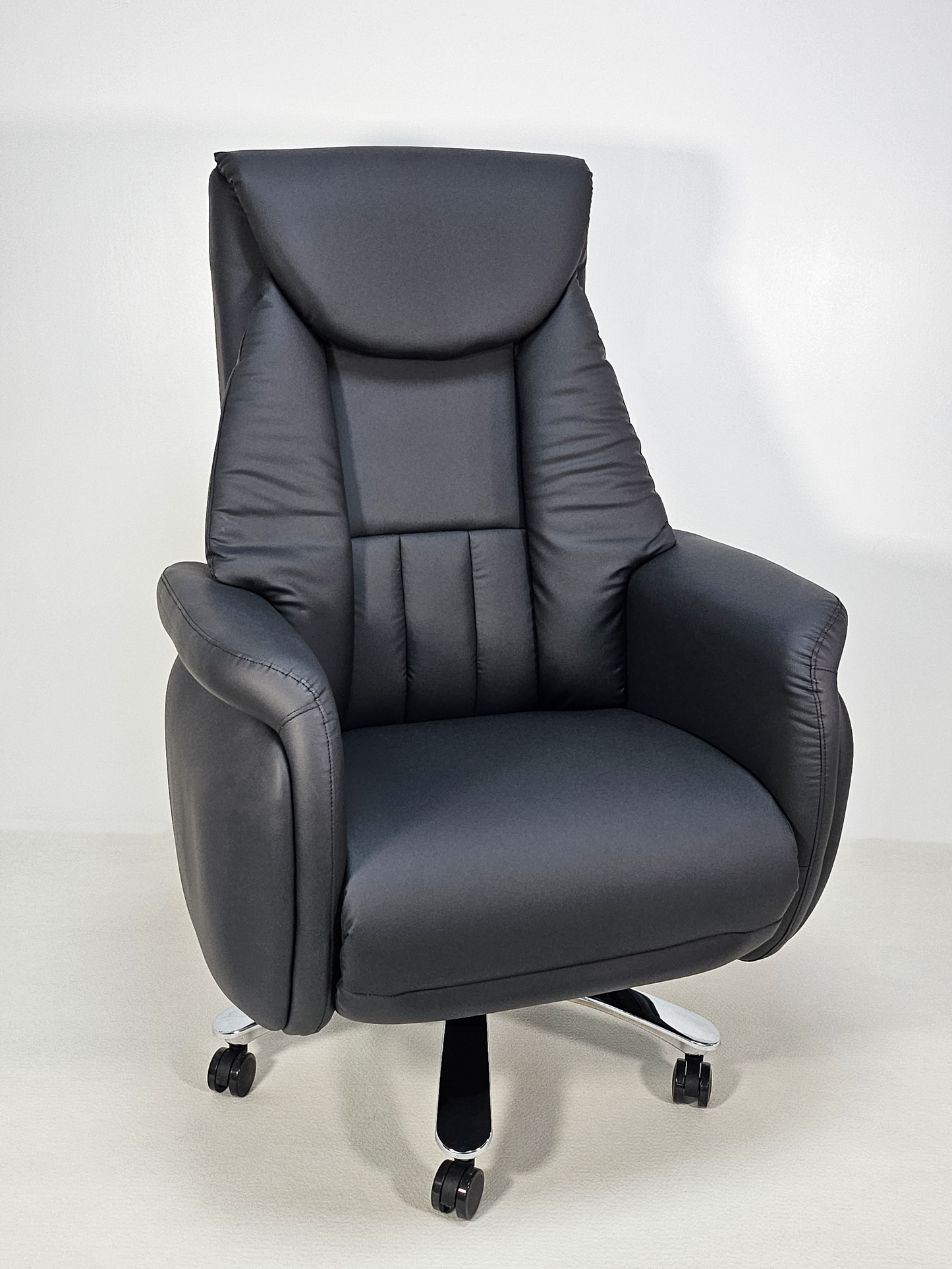 Large Black Leather Executive Full Recline Office Chair with Integrated Footrest - A808