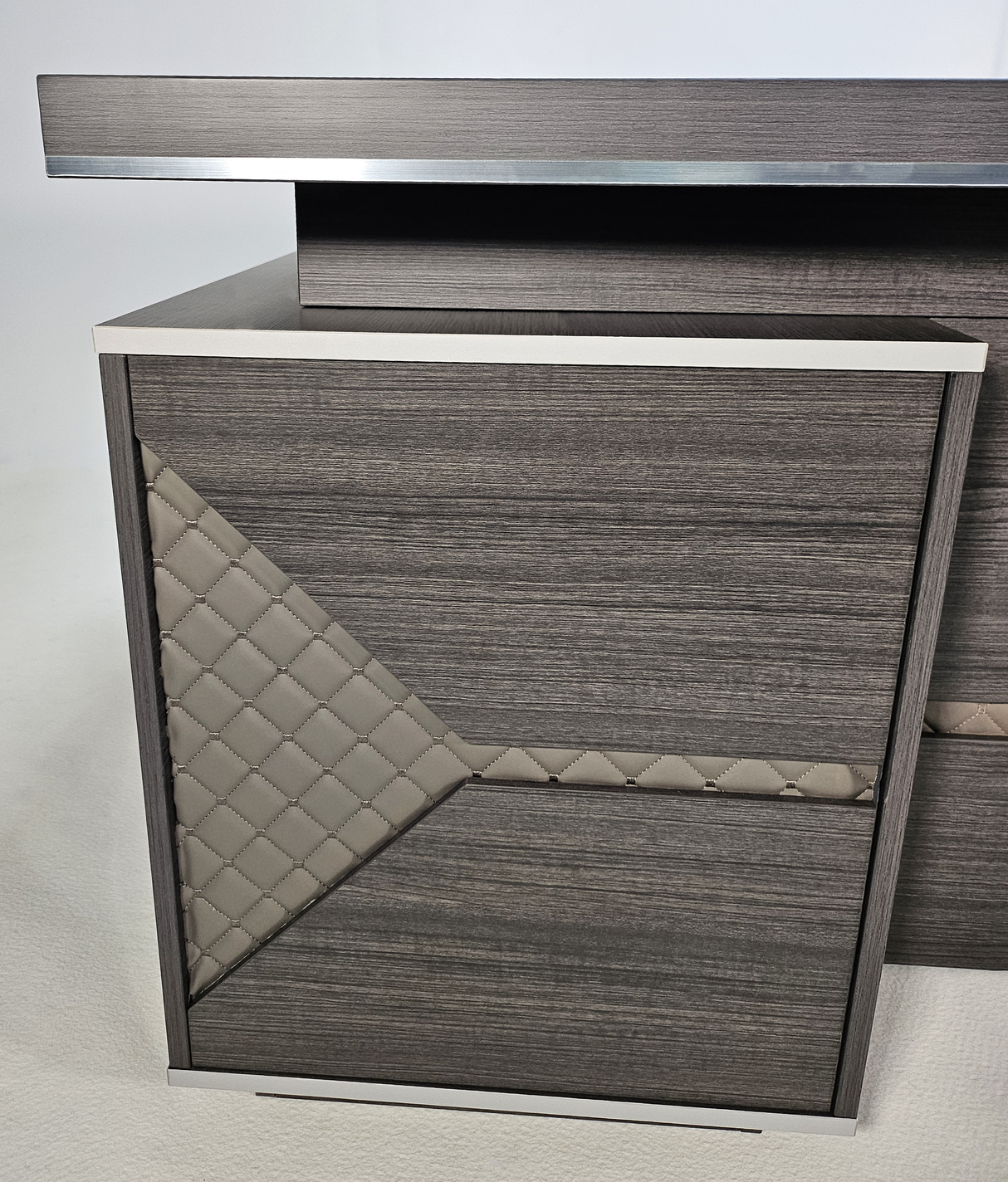 Modern Grey Oak Executive Corner Desk with Stylish Grey Leather Design - 1600mm, 1800mm & 2000mm - DG25-D01