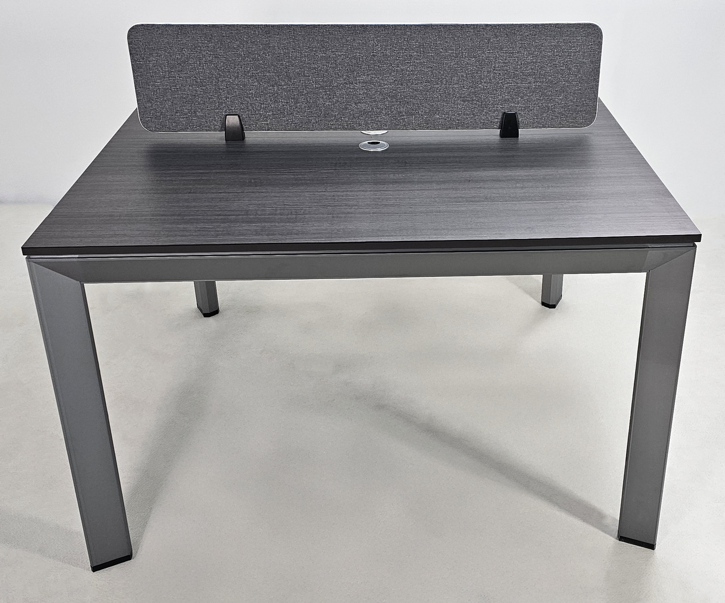 Modern Aluminum Leg Executive Back to Back Partner Workstation Office Desk with Central Divider / Meeting Table - 1200mm - New York-DG16