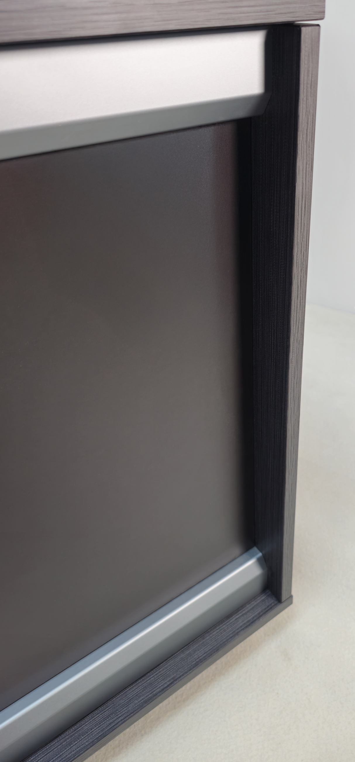 Modern Grey Oak Melamine Office Desk with Integrated Storage & Aluminium Trim – Straight Design - 1400mm, 1600mm, 1800mm - DGWK-S-D05