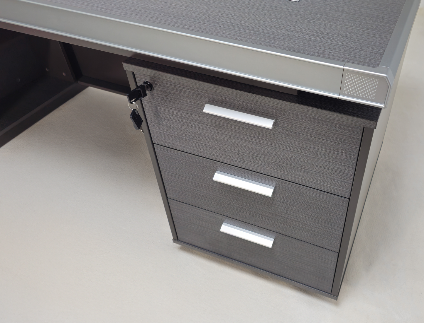 Modern Grey Oak Melamine Office Desk with Integrated Storage & Aluminium Trim – Straight Design - 1400mm, 1600mm, 1800mm - DGWK-S-D05